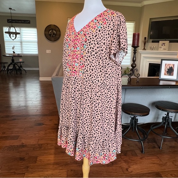 NWT Savanna Jane Dress Women's Plus Size 1X Embroidered A Line Animal Print - Picture 4 of 9